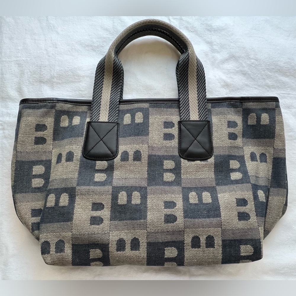 BALLY Boothbay Tote Signature Canvas Handbag